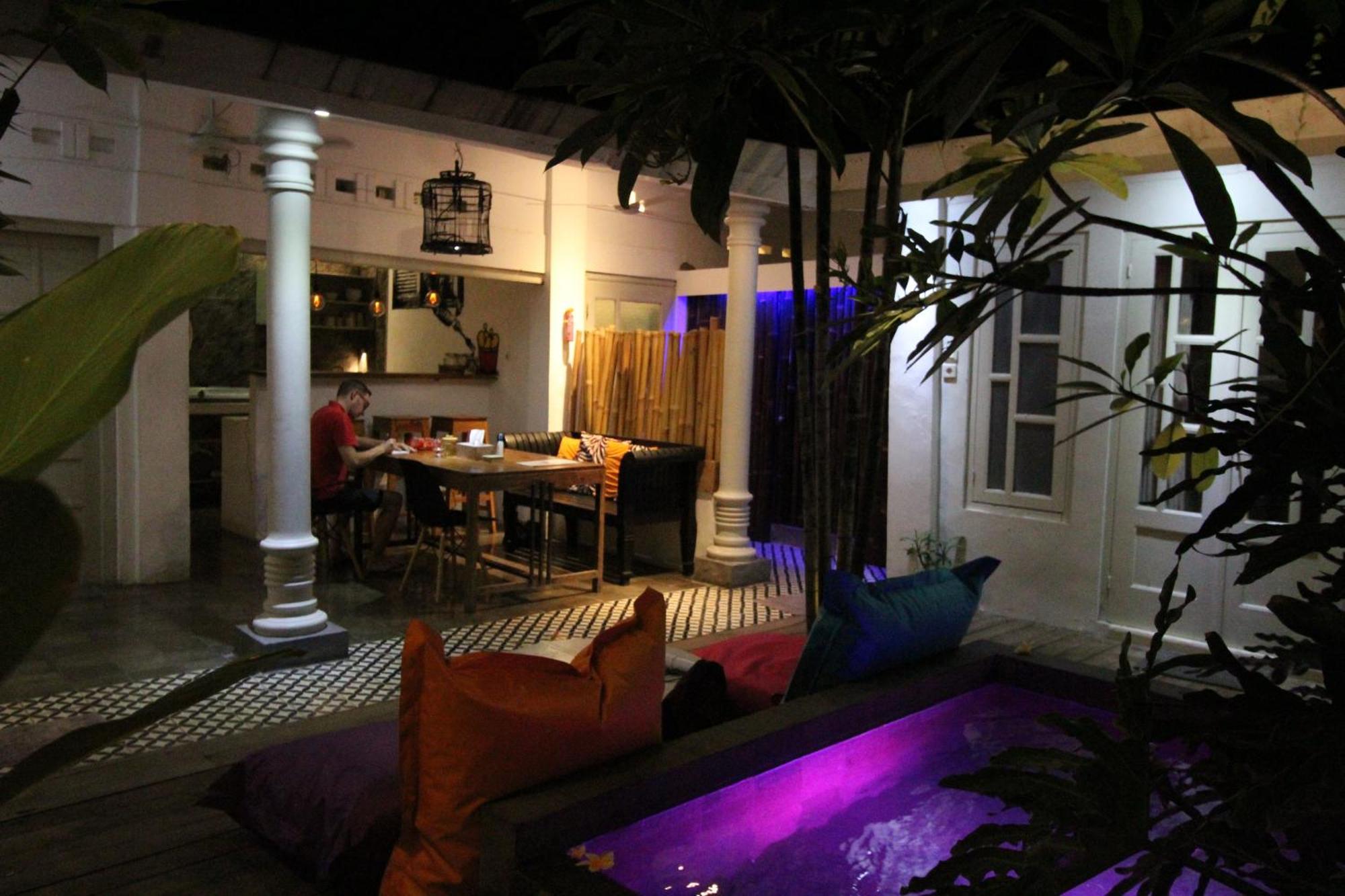 The Patio Yogya Yogyakarta Exterior foto
